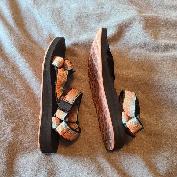 Texas women's size 6 sandles - Picture 2 of 2